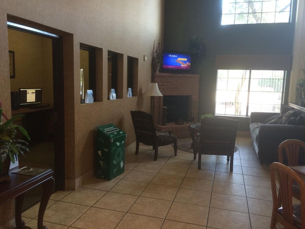 Days Inn & Suites By Wyndham San Antonio North/Stone Oak Dış mekan fotoğraf