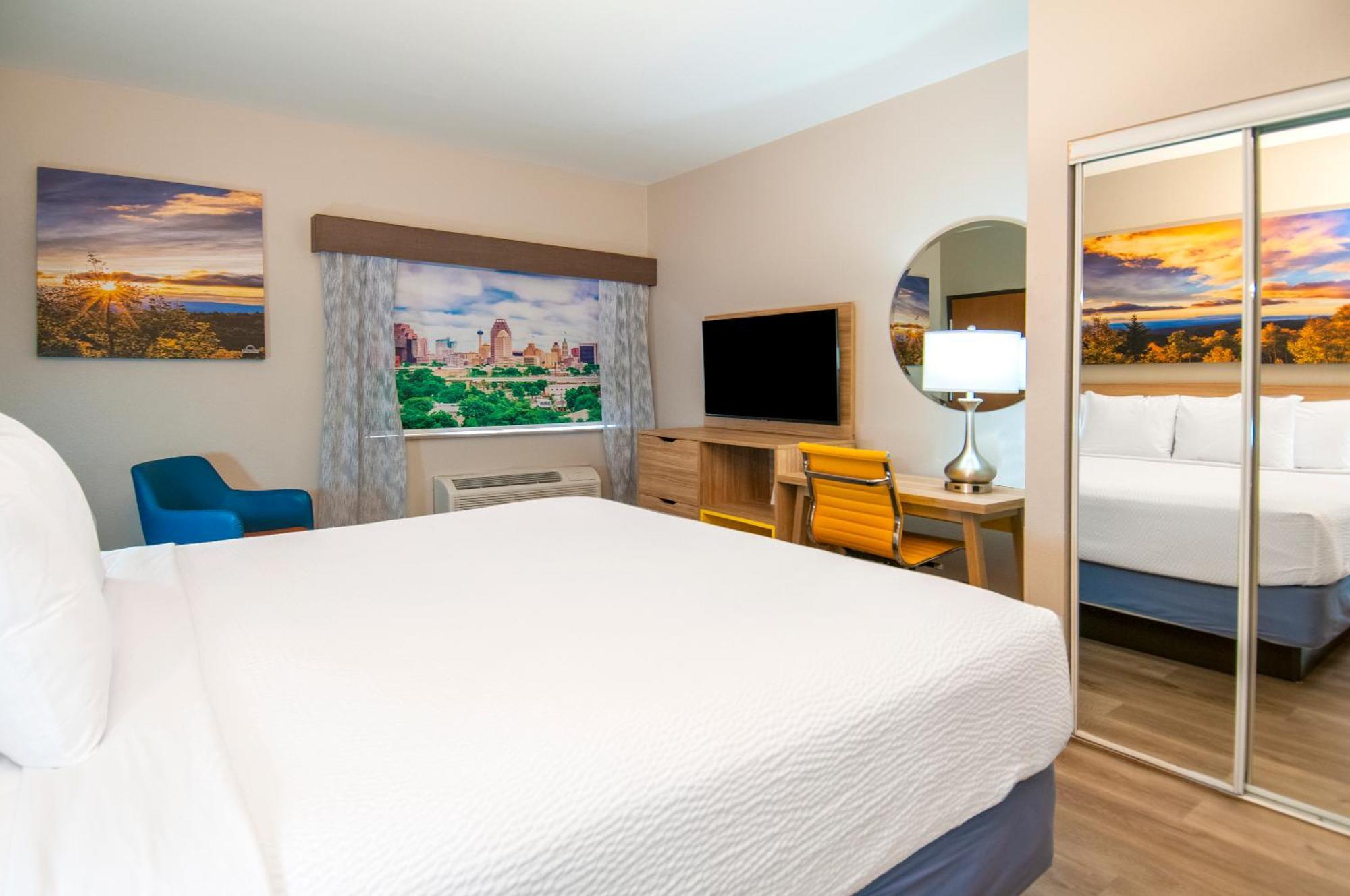 Days Inn & Suites By Wyndham San Antonio North/Stone Oak Dış mekan fotoğraf