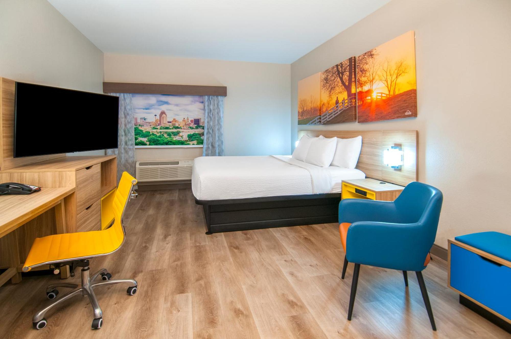 Days Inn & Suites By Wyndham San Antonio North/Stone Oak Dış mekan fotoğraf