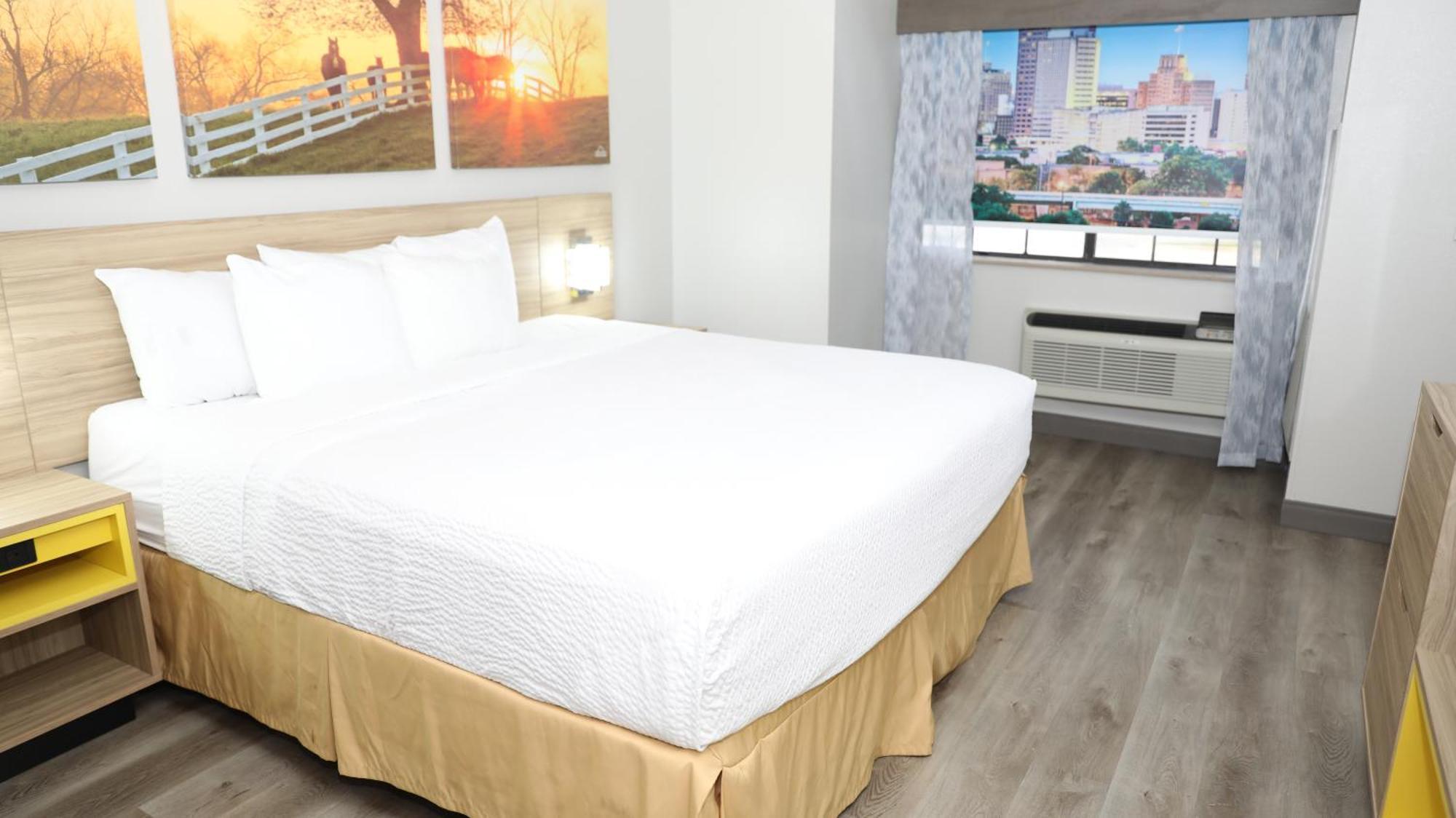 Days Inn & Suites By Wyndham San Antonio North/Stone Oak Dış mekan fotoğraf
