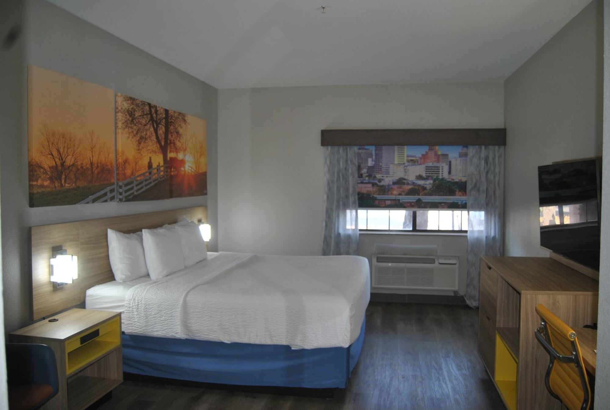 Days Inn & Suites By Wyndham San Antonio North/Stone Oak Dış mekan fotoğraf